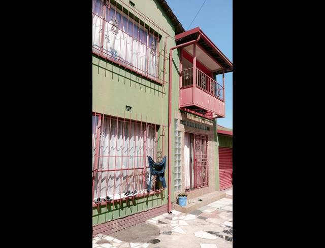 5 BEDROOM HOUSE FOR SALE IN CORONATIONVILLE